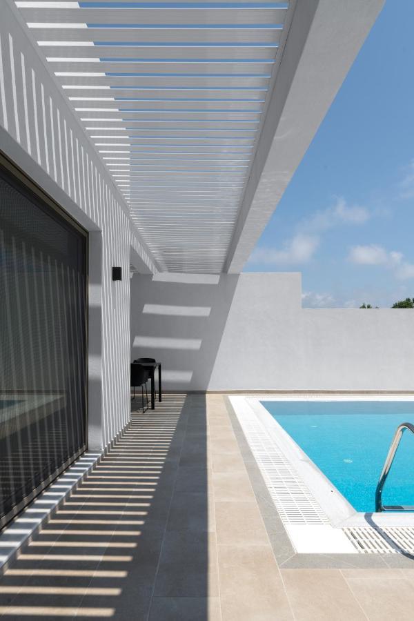 Armonia Suites 겐나디 외부 사진
