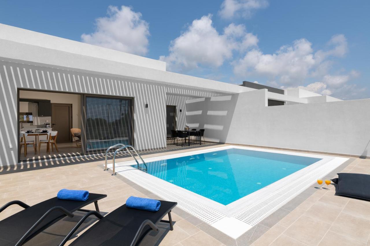 Armonia Suites 겐나디 외부 사진