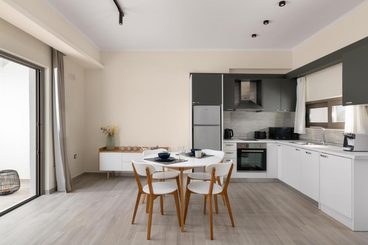 Armonia Suites 겐나디 외부 사진